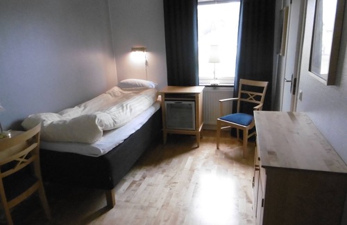 Tidaholm Hotel | Discover Hotel Emanuelssons: Highly Rated with Family-Friendly Amenities