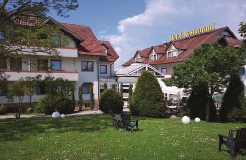 Empfingen Hotel | Comfortable Stay at Hotel Empfinger Hof with Great Amenities
