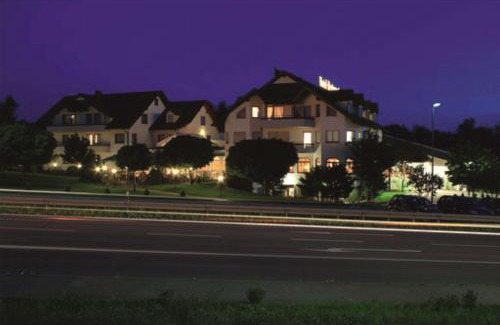 Empfingen Hotel | Comfortable Stay at Hotel Empfinger Hof with Great Amenities