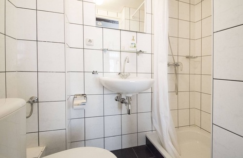 Roermond Hotel | Discover Comfort at Hotel en Grand Café de Pau with Spa