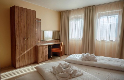 Roznov Pod Radhostem Hotel | Discover Hotel Energetic: 4-Star Stay with Spa & Pool