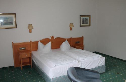 Wernigerode Hotel | Elegant Hotel Erbprinzenpalais: 9/10 Rated with Breakfast & More