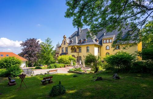 Wernigerode Hotel | Elegant Hotel Erbprinzenpalais: 9/10 Rated with Breakfast & More