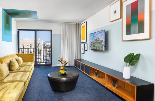 Venice Hotel | Experience Hotel Erwin Venice Beach: Ocean Views & Spa