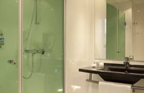 Pornichet Hotel | Discover Hotel Escale Oceania: Top-Rated and Family-Friendly
