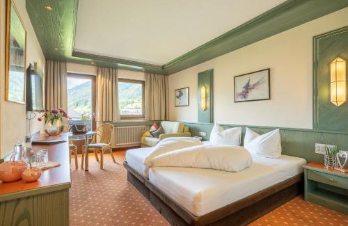 Medraz Hotel | Comfortable Hotel Eschenhof & Apartments with Great Amenities