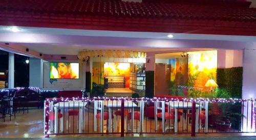 Poza Rica Hotel | Pet-Friendly Hotel Esmeralda with Breakfast and Accessibility