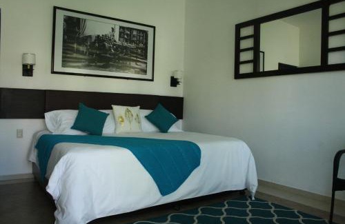 Atlixco Hotel | Relax at Hotel Esmeralda: 4-Star Stay with Pool & Spa