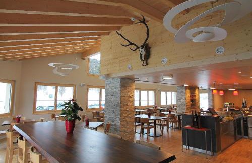 Engelberg Hotel | Pet-Friendly Hotel Espen: Rated 8.6/10 with Great Amenities