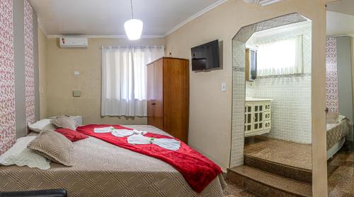 Jaboticabal Hotel | Cozy Hotel Santa Amélia: Pet-Friendly with Pool & Breakfast