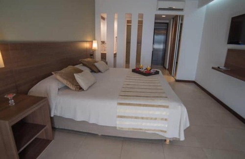 Villa Carlos Paz Hotel | Discover Comfort at Hotel Estilo MB with Spa & Pool Access