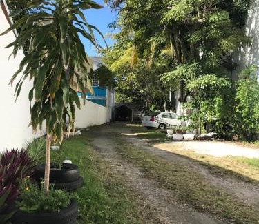Ciudad del Carmen City-Centre Hotel | Pet-Friendly Retreat at Hotel Estrella del Mar Awaits You