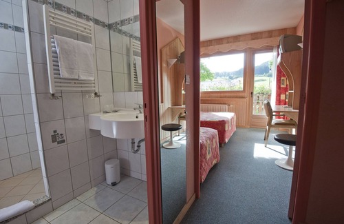 Metabief Hotel | Discover Hotel Etoile Des Neiges: Family-Friendly Retreat