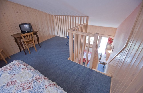 Metabief Hotel | Discover Hotel Etoile Des Neiges: Family-Friendly Retreat