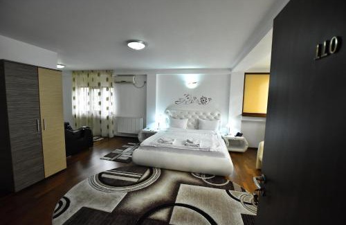 Craiova Hotel | Budget-Friendly Hotel Euphoria: Family-Friendly & Rated 8.7