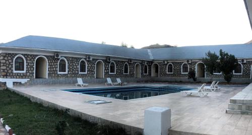 Karadut Hotel | Relax at Hotel Euphrat Nemrut with Oceanfront Serenity