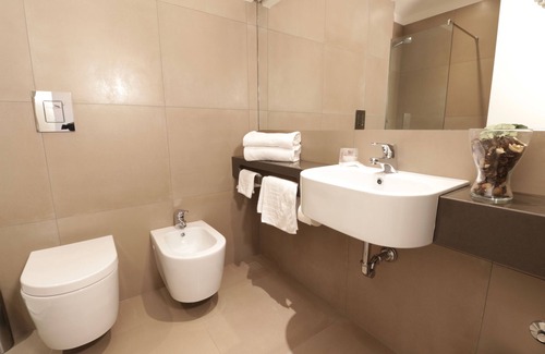 Arzano Hotel | Discover Hotel Europa: Family-Friendly & Accessible Stay