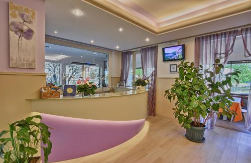 Sorico Hotel | Discover Hotel Europa - Pet-Friendly with Ocean Views