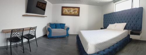 Chia Bed & Breakfast | Inviting Hotel Everest Chia - Family-Friendly with Breakfast