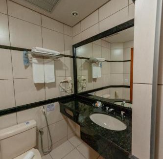 Arapongas Hotel | Discover Hotel Executive Arapongas: Guest Rated 9/10!