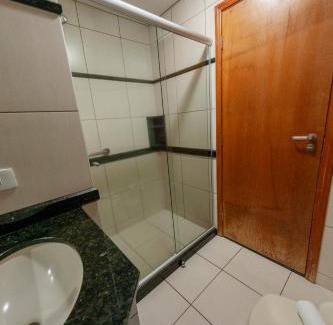 Arapongas Hotel | Discover Hotel Executive Arapongas: Guest Rated 9/10!