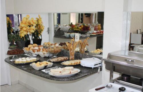 Cuiaba Hotel | Convenient Hotel Express with Free 24-Hour Airport Pickup