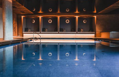 Schenna Hotel | Elegant Hotel Fürstenhof: Oceanfront Retreat with Spa
