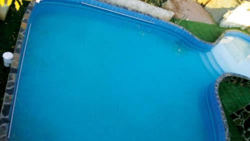 Tamasopo House | Discover Comfort at Hotel Falcon with Pool and Breakfast