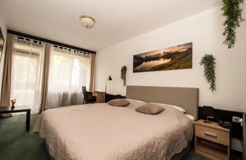 Celje Hotel | Discover Hotel Faraon: Family Friendly with Hot Tub & Dining