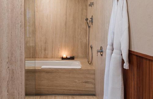 Porto Feliz Hotel | Elegant Hotel Fasano Boa Vista with Oceanfront Amenities