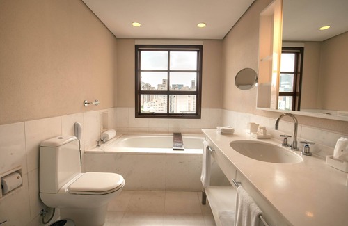 Cerqueira Cesar Hotel | Elegant Hotel Fasano São Paulo with Spa & Pool Access