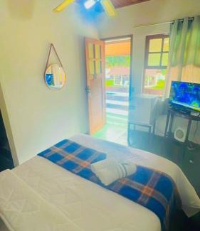 Chacara Paraiso Hotel | Family-Friendly Espaço Jequitibá with Oceanfront Pool
