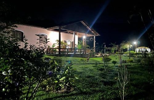 Claudio Manuel House | Cozy Retreat at Pousada Fazenda Polyanna with Pool & Breakfast
