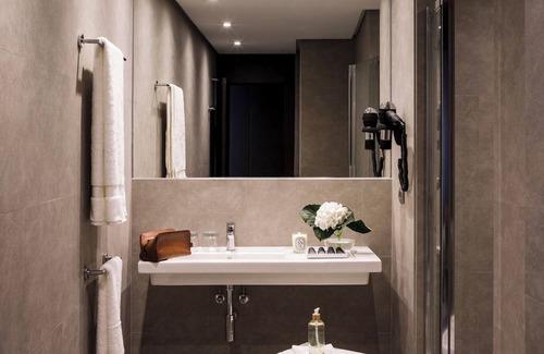 San Bartolome Hotel | Discover Hotel Fernando III: 4-Star Retreat with Spa & Pool