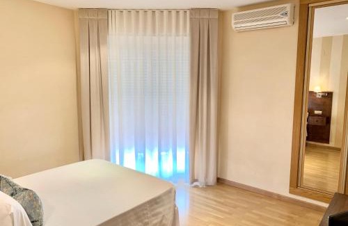 Martos Hotel | Pet Friendly Getaway at Hotel Fernando IV with Breakfast