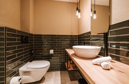Grindelwald Hotel | Hotel Fiescherblick: Guest Rated 9.6 with Spa and Dining