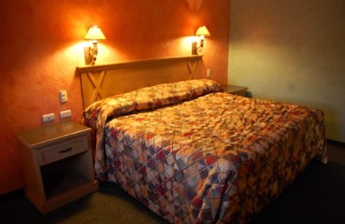 Navojoa Hotel | Ideal Retreat at Hotel Fiesta Navojoa with Pool & Spa