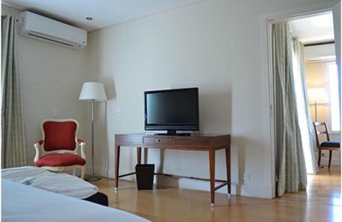 Mendoza Hotel | Inviting Hotel Finca Hermitage with Pool and Hot Tub