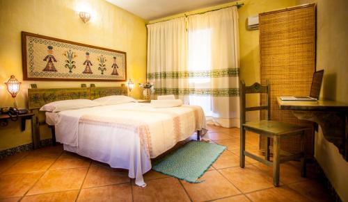 Campulongu Hotel | Inviting Hotel Fiore Di Maggio with Oceanfront Views