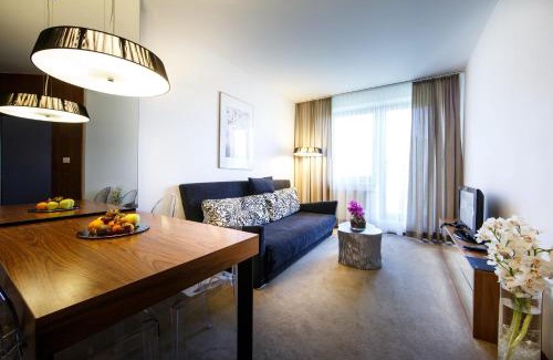 Jasna Hotel | Relax at Hotel FIS Jasná: 4-Star with Spa & Pool