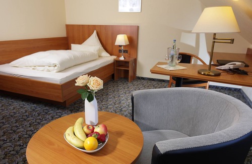 Remscheid Hotel | Discover Hotel Fischer: Eco-Friendly Stay with Spa Access