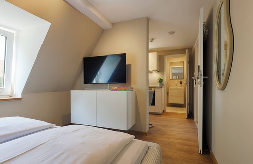 Heidingsfeld Hotel | Discover Hotel Fischzucht: Family-Friendly with Spa & Dining