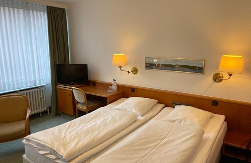 Holm Hotel | Discover Hotel Flensburger Hof: Family-Friendly Retreat
