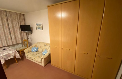 Unterallgau House | Affordable Family Stay at Hotel Flora with Child-Friendly Amenities
