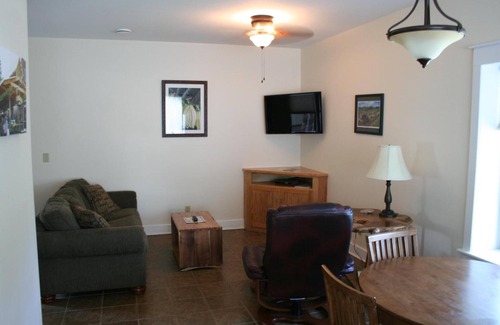 Floyd Hotel | Exceptional Hotel Floyd: Rated 9.8 with Family-Friendly Amenities