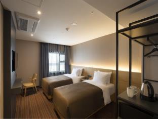 Jung-gu Hotel | Welcoming Hotel Foret Premier Nampo: Family-Friendly Stay