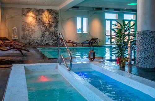 Rosolina Hotel | Relax at Hotel Formula Int. & Puravita SPA with Ocean Views