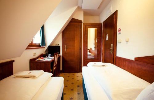 Chrudim Hotel | Discover Hotel Fortna: Exceptional 4-Star Amenities Await