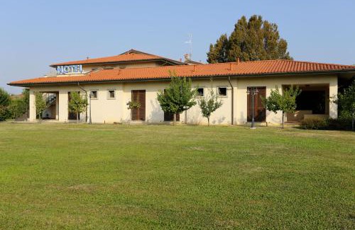 Paderno Franciacorta Hotel | Pet-Friendly Hotel Franciacorta: Ideal for Family Getaways