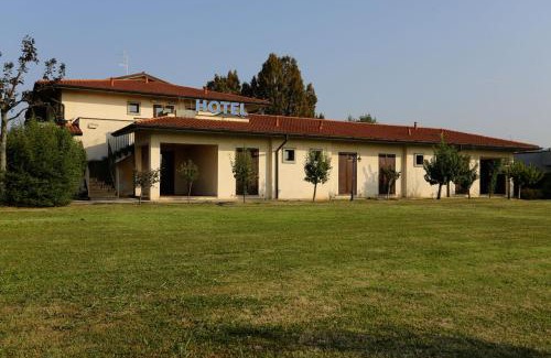 Paderno Franciacorta Hotel | Pet-Friendly Hotel Franciacorta: Ideal for Family Getaways